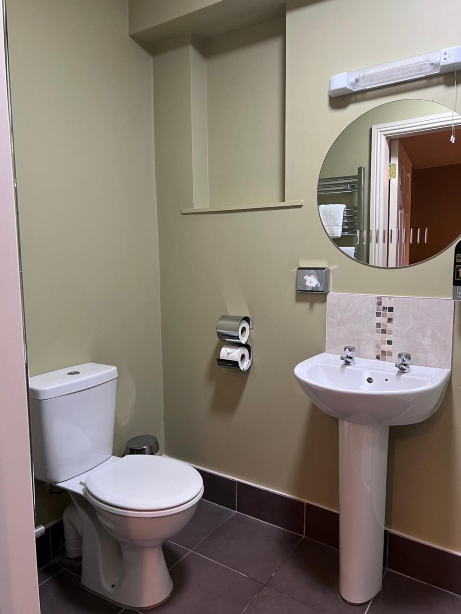 Bed and Breakfast The Townhouse Milltown Malbay Esterno foto