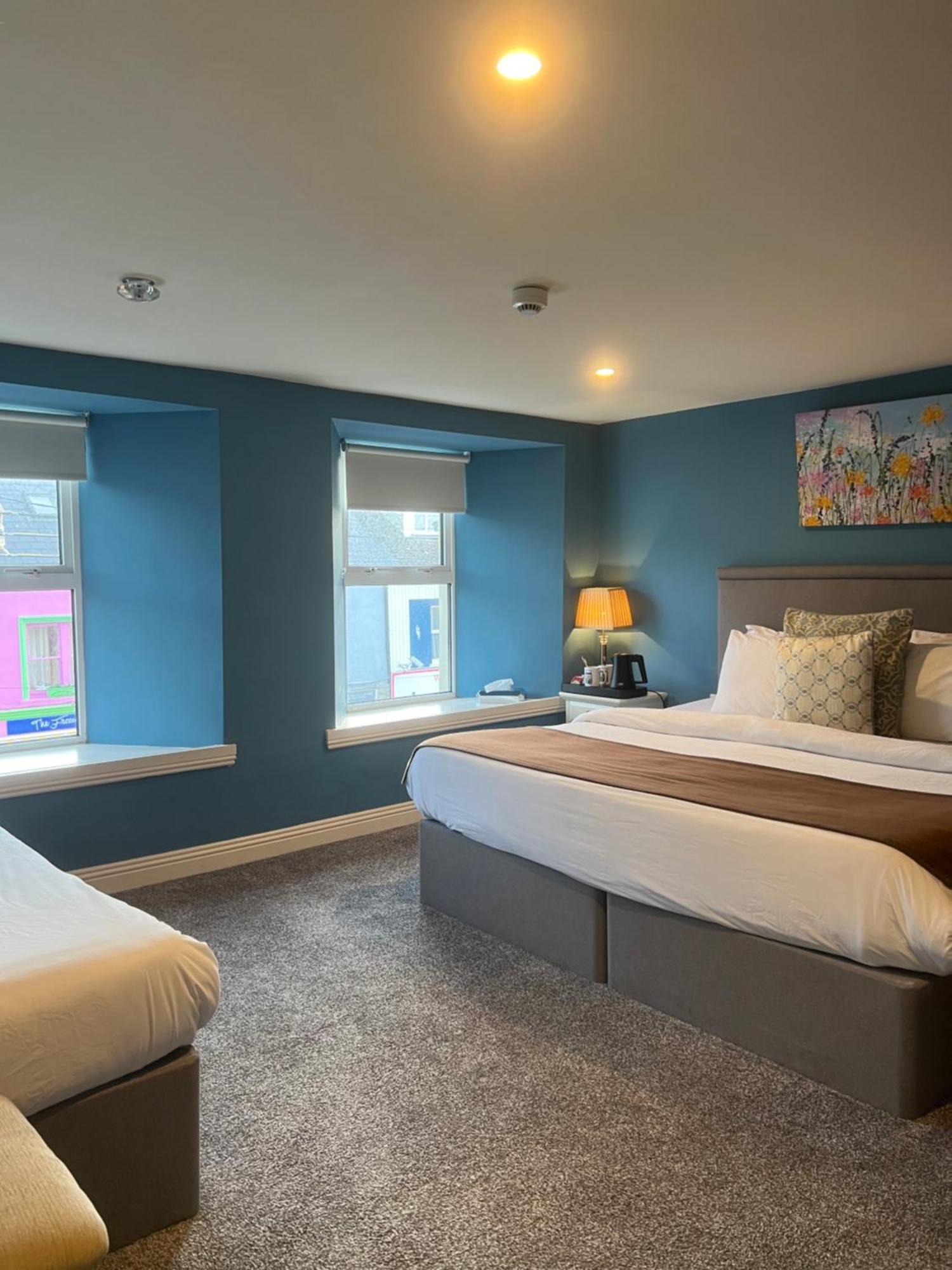 Bed and Breakfast The Townhouse Milltown Malbay Esterno foto